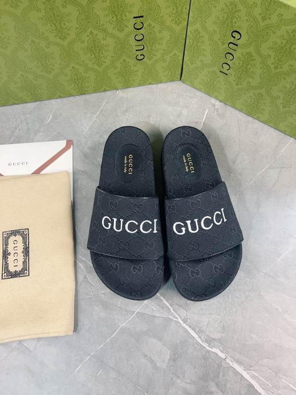 Gucci Women's Slippers 509